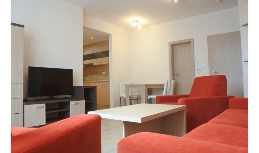 Apartman V Starej Lesnej S Balkonom Stara Lesna Exterior photo
